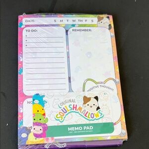 Squishmallows Colorful Memo Pad